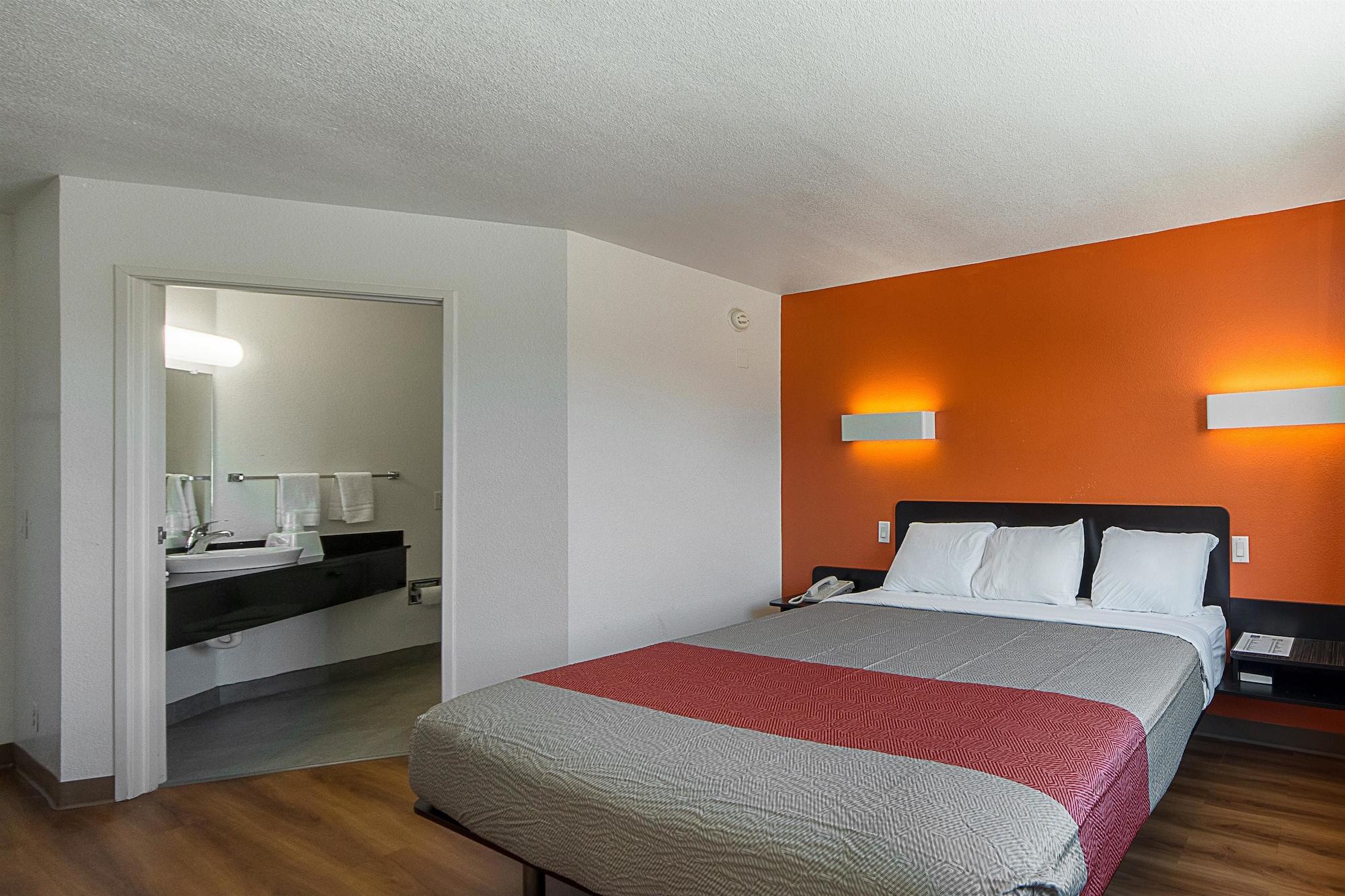 Motel 6-San Antonio, Tx - Downtown - Alamo Dome Esterno foto