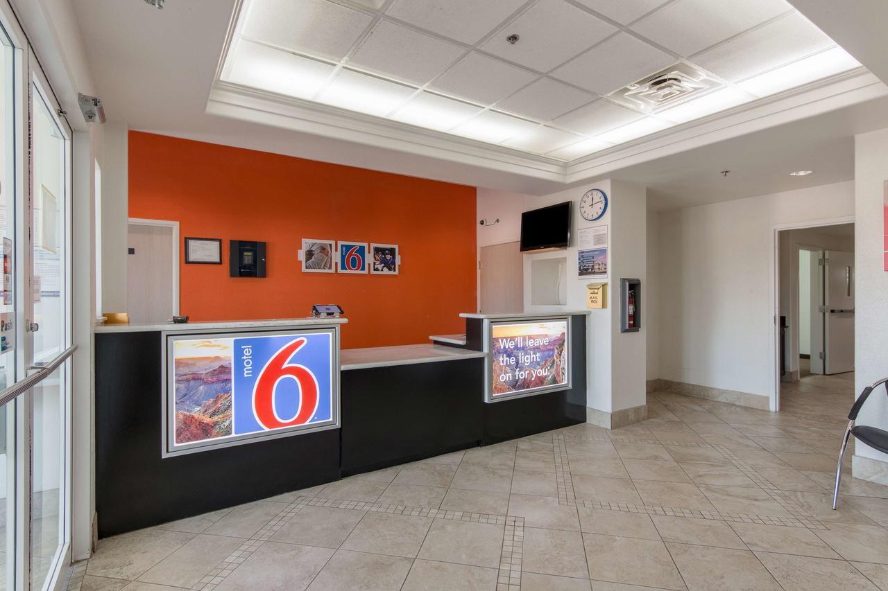 Motel 6-San Antonio, Tx - Downtown - Alamo Dome Esterno foto