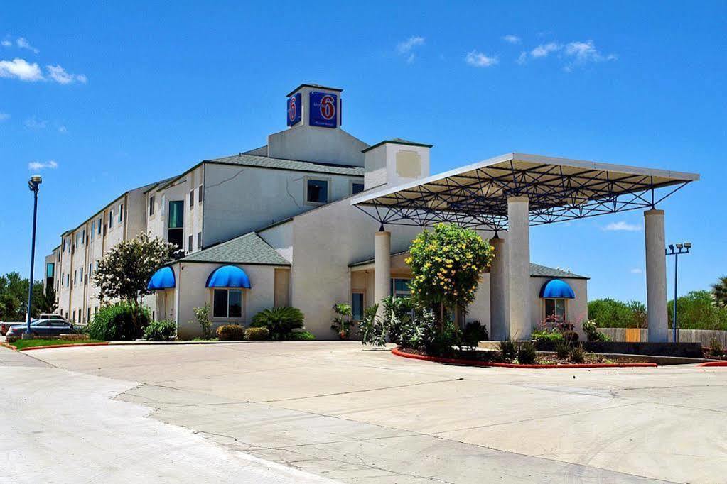 Motel 6-San Antonio, Tx - Downtown - Alamo Dome Esterno foto
